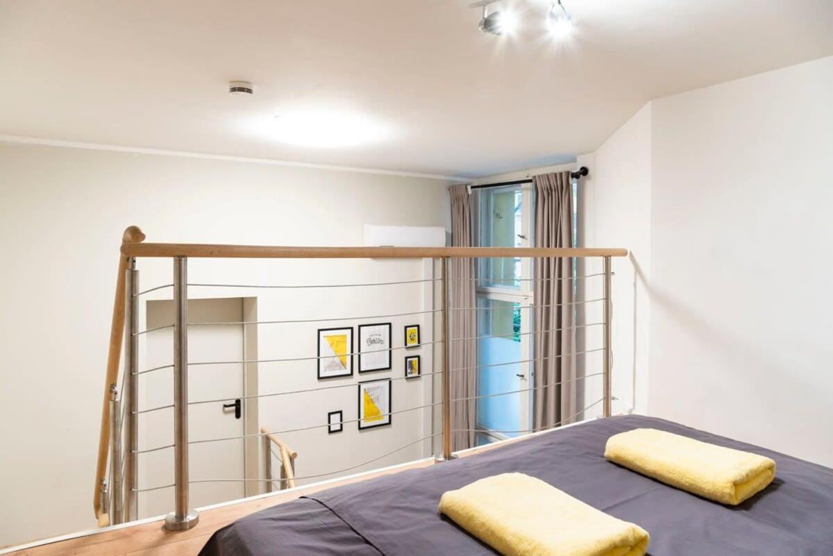 Spacious Two Br Plus Ac Plus Selfcheckin Berlino Esterno foto