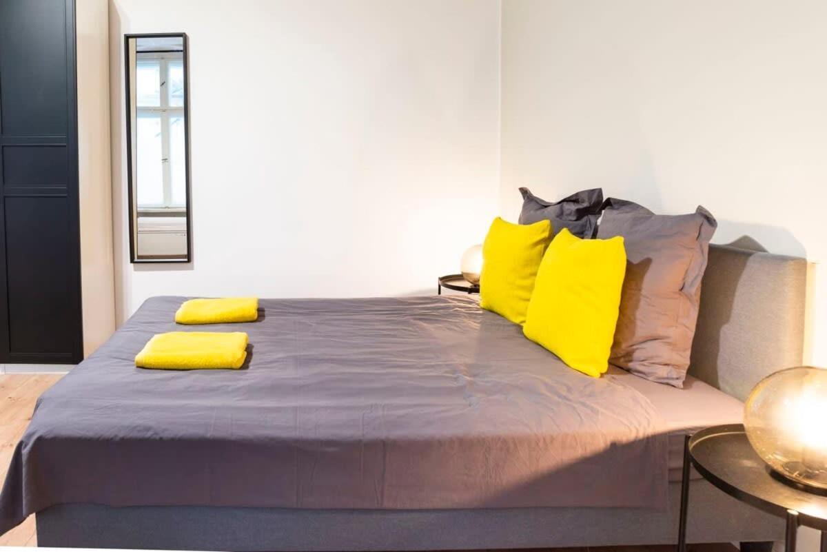 Spacious Two Br Plus Ac Plus Selfcheckin Berlino Esterno foto